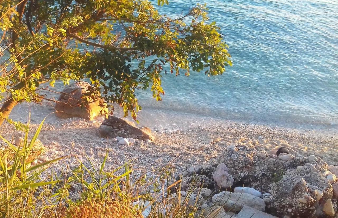 Maramare Apartments Stara Baška Eksteriør bilde